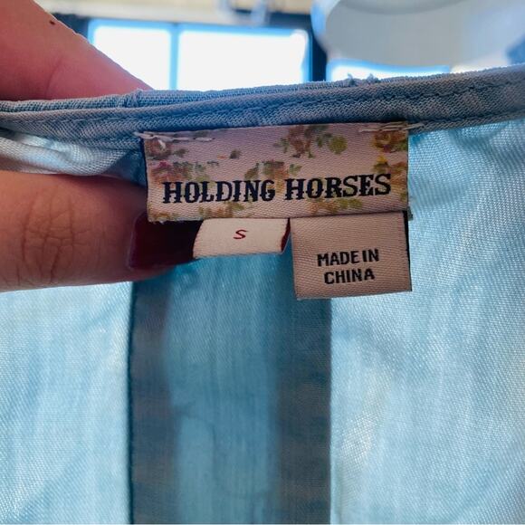 ANTHROPOLOGIE HOLDING HORSES Blue Chambray Ombre Denim Tee Shirt Blouse Top S - Picture 6 of 9